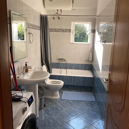 Appartement Vangjel Gjika Saranda