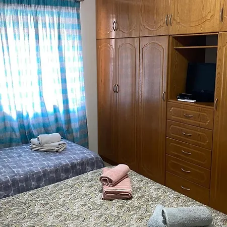 شقة Vangjel Gjika *